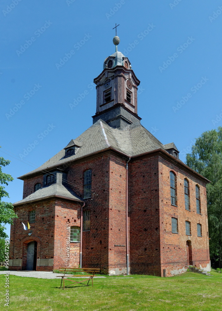Vor George Bähr entworfene Kirche in Biecz