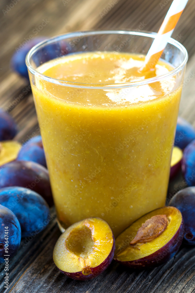 Plum smoothie Plum smoothie