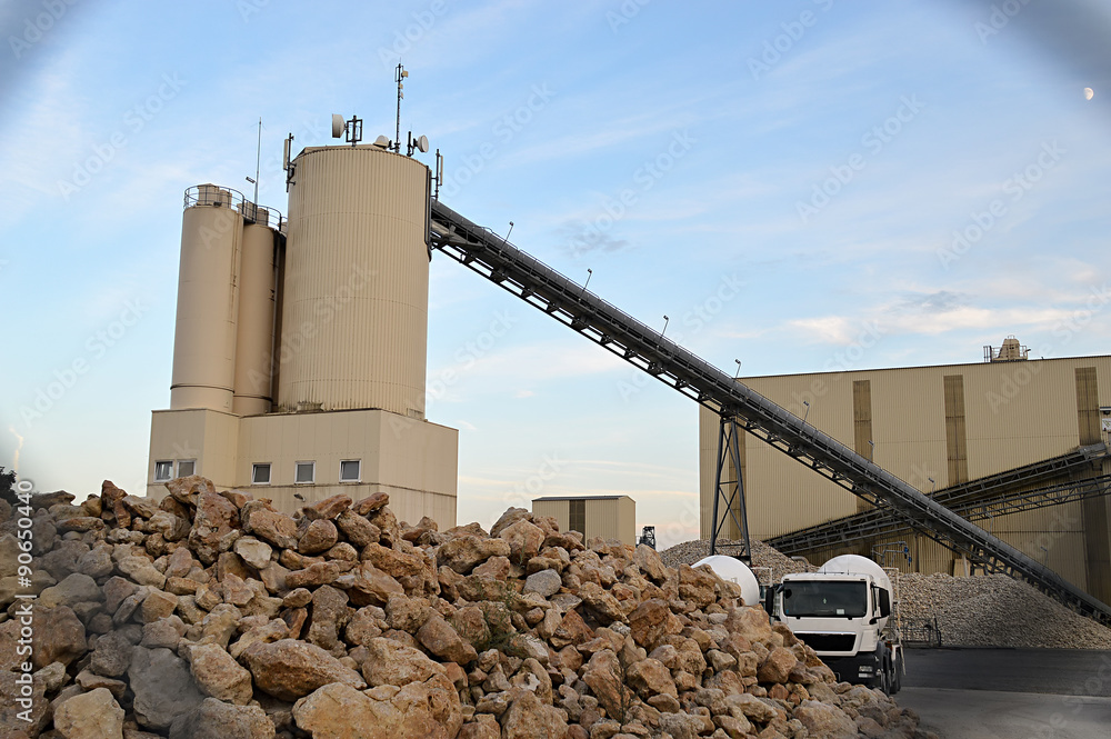 Gravel Plant throught Lattice Fence