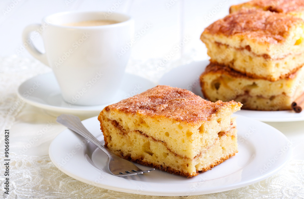 Cinnamon sour cream coffee cake