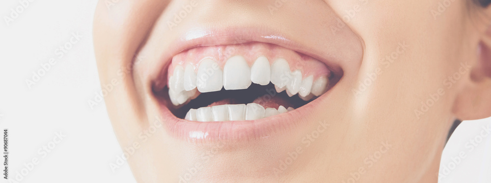 Sorriso denti donna felice - obrazy, fototapety, plakaty 