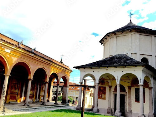 La chiesa di Baveno - Lago Maggiore photo