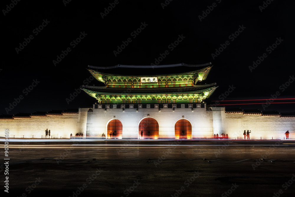 Fototapeta premium Gwanghwamun Gate