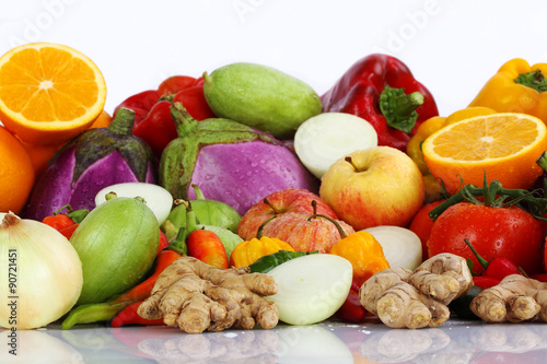 Frutta , ortaggi e zenzero photo