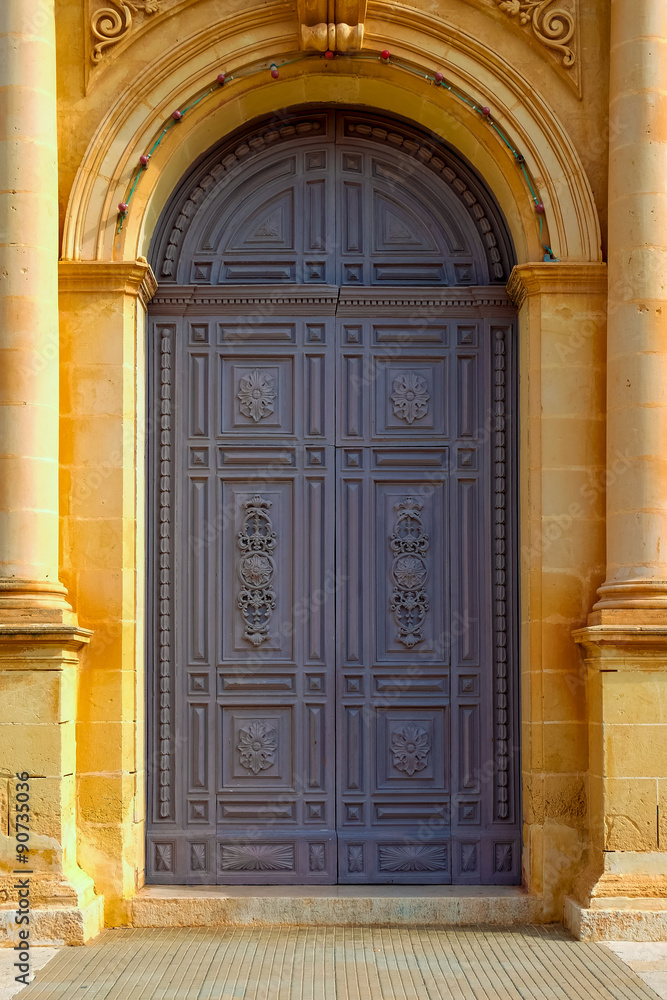 door to the building of Mediterranean architecture