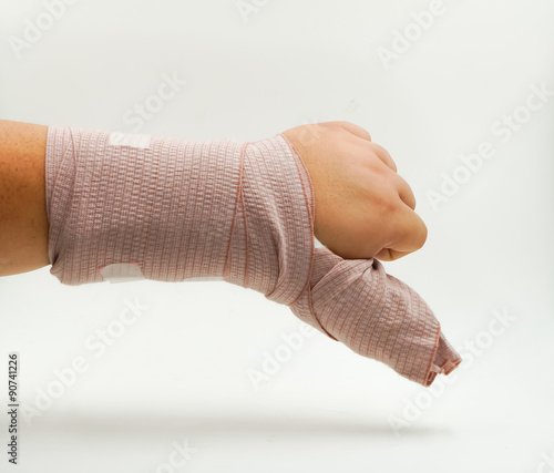 splint finger a broken bone