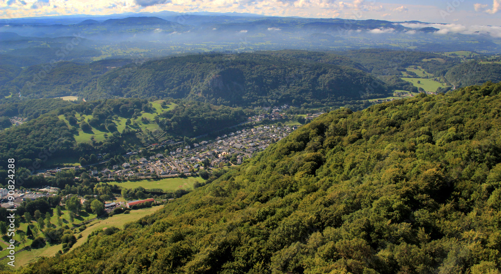 Naklejka premium Bort-les-Orgues (Corrèze)