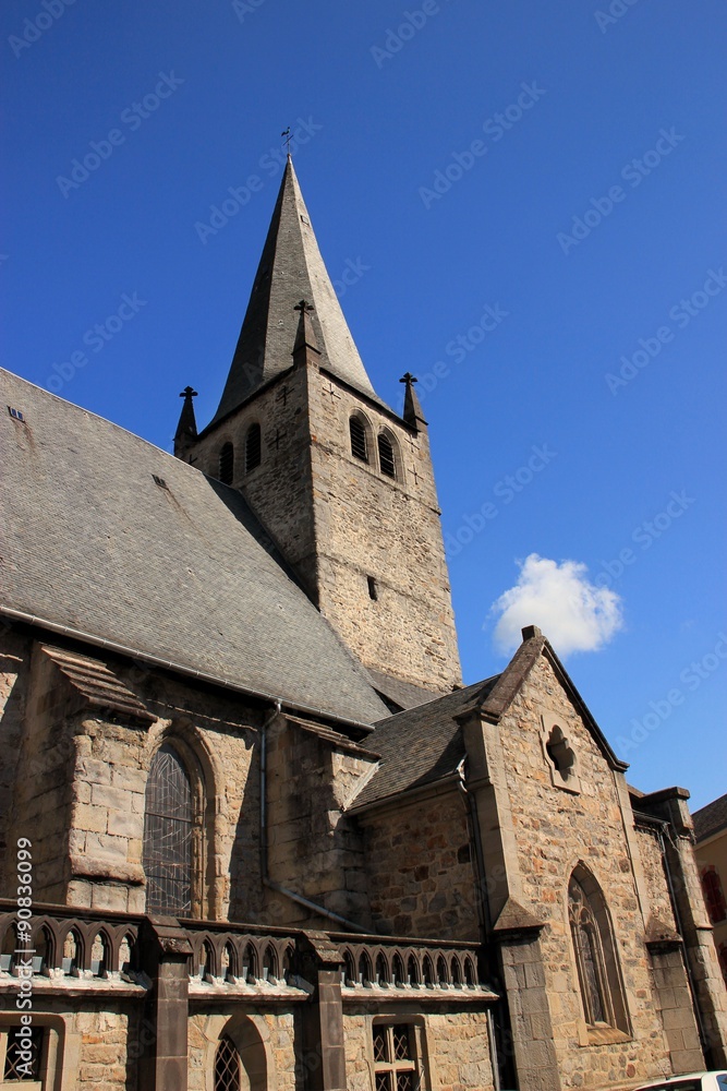 Eglise de Bort-les-Orgues (Corrèze)