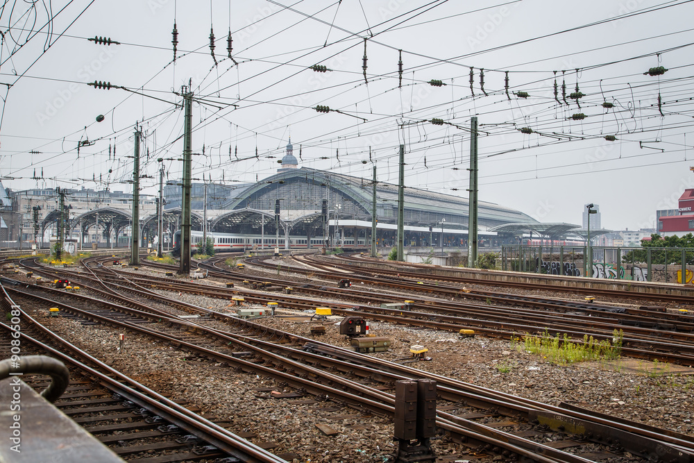 Bahnhof Eisenbahn schienen logistik fahren Köln
