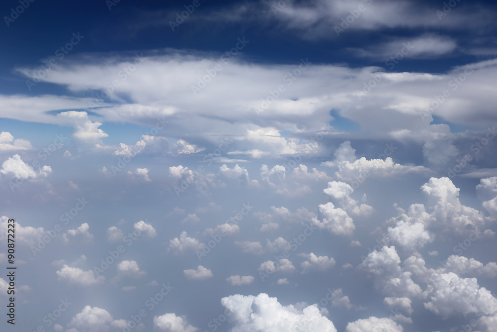Fototapeta premium Cloud on blue sky in the daytime.