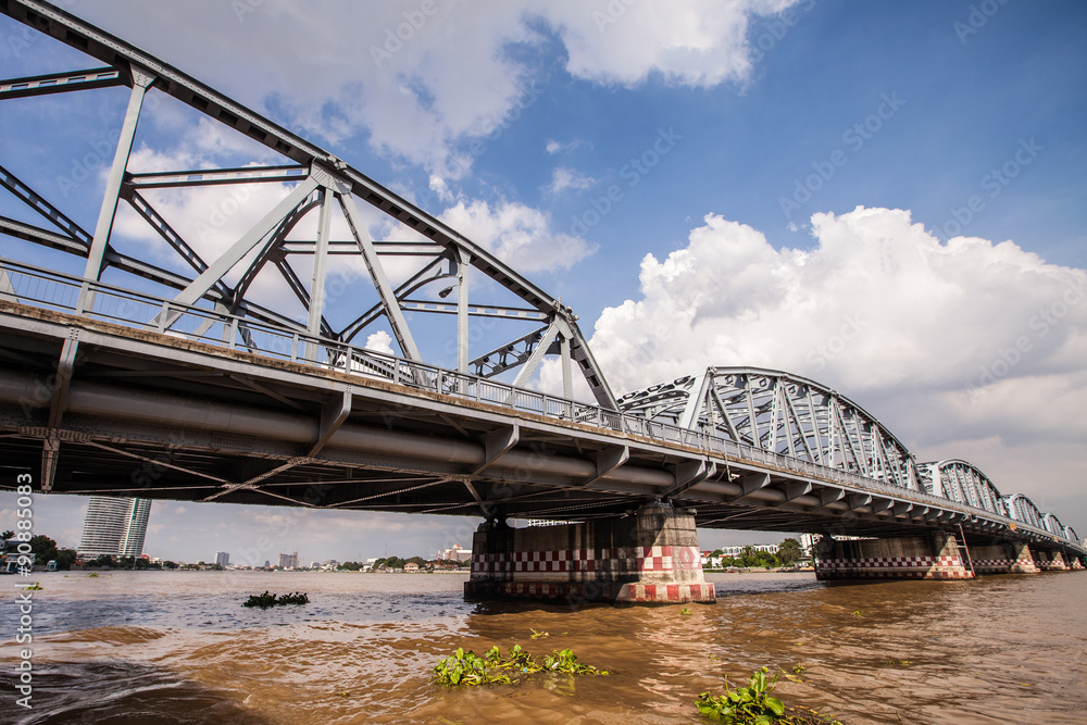 Fototapeta premium Krung Thon Bridge or Sang Hi Bridge over the Chao Phraya river i