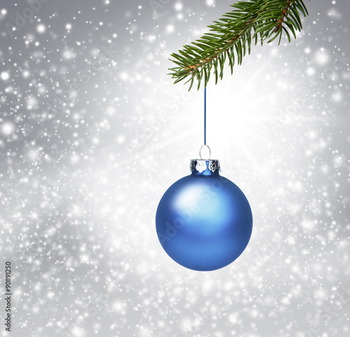 Blaue Weihnachtskugel