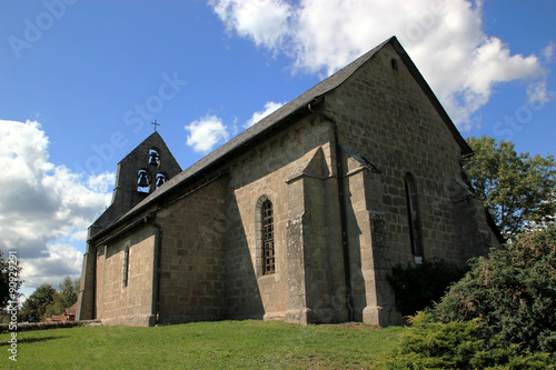Eglise de Saint-Julien-Prés-Bort.