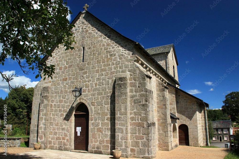Eglise de Sarroux.(Corrèze)