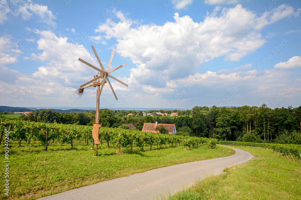 Klapotetz an der südsteirischen Weinstrasse, Österreich Klapotetz an der südsteirischen Weinstrasse, Österreich