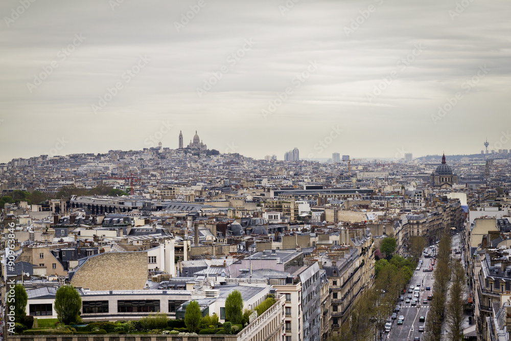 Fototapeta premium Montmartre from the top of 'Arc de triomphe'