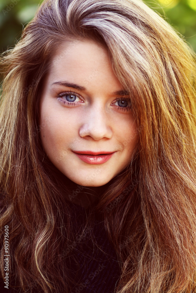 Brunette young woman Brunette young woman