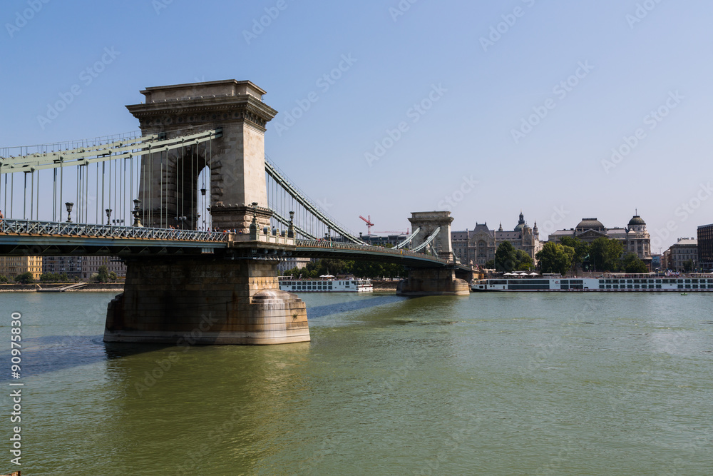 Fototapeta premium Chain Bridge - Szechenyi lanchid - Budapest