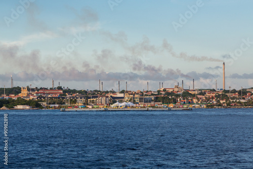 Industry and Pollution in Curacao © dbvirago