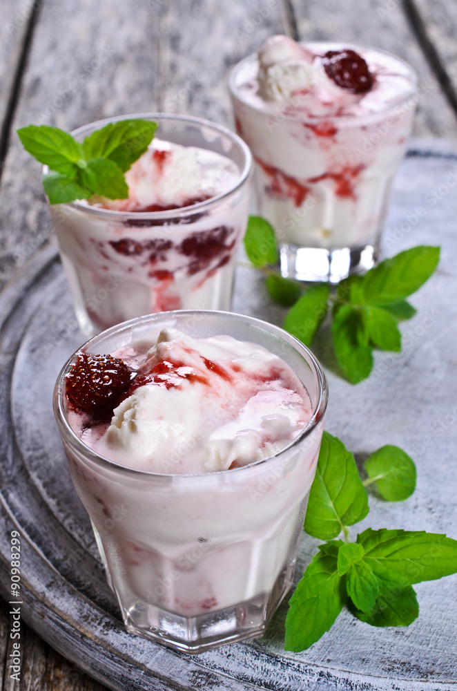 White ice cream White ice cream