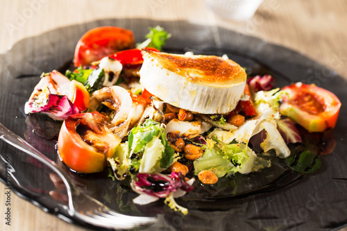 Goat cheese salad