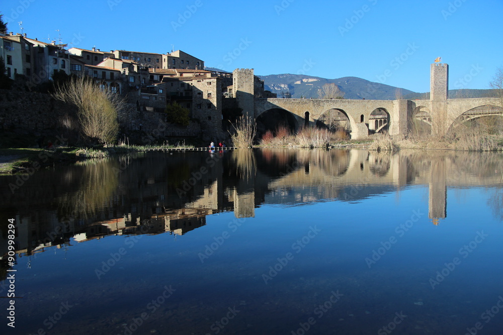 Besalú, medieval town, stands the bridge