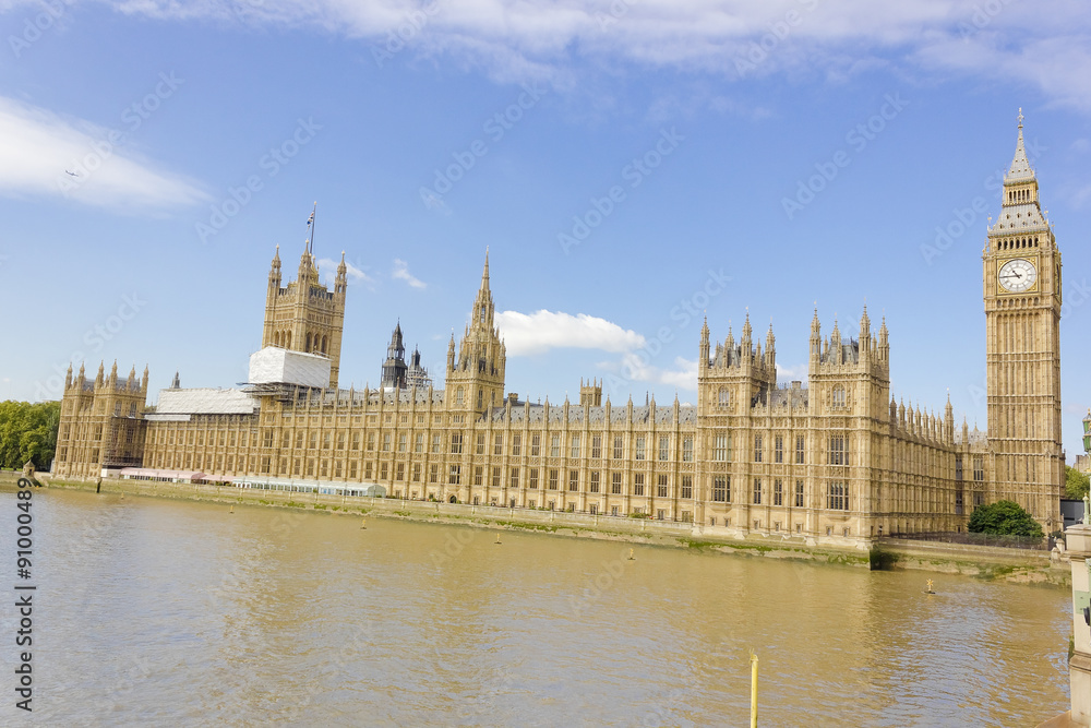 View of the River Thames, Palace of Westminster & Clock Tower, Elizabeth Tower from Westminster Bridge, London, England