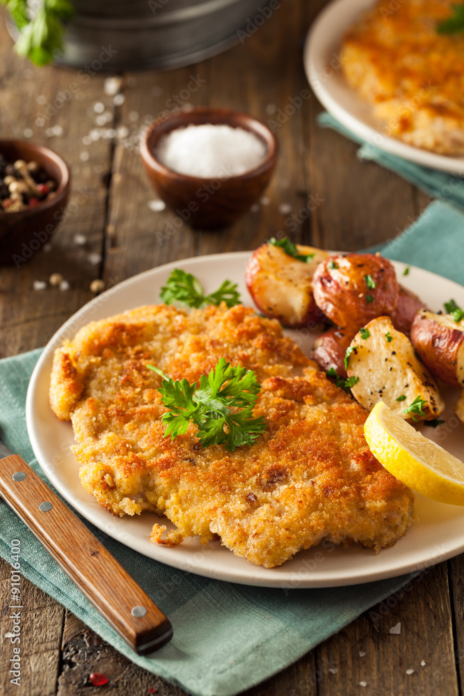 Homemade Breaded German Weiner Schnitzel