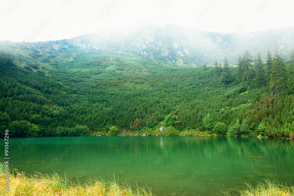 lake of turquoise
