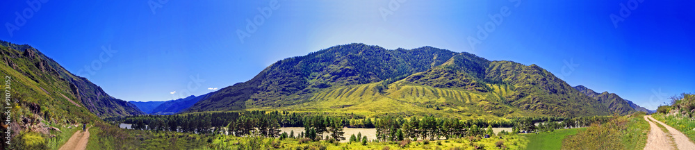 Panoramic view of the valley of the river Katun in the Altai Mountains
