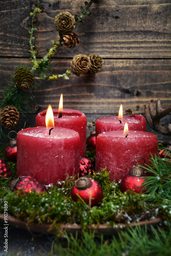 Weihnachtskarte - vier rote...