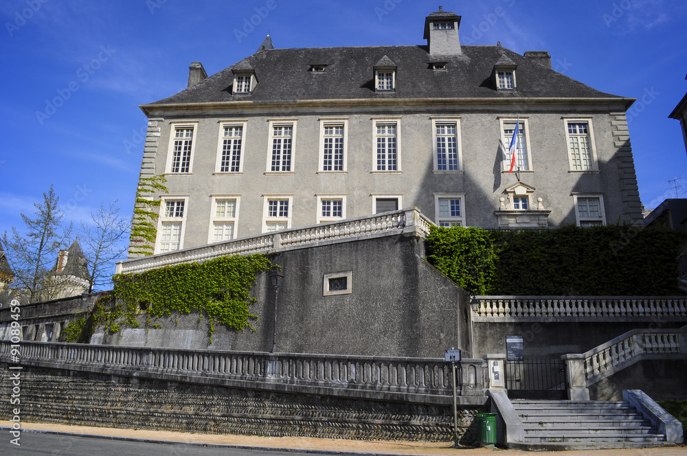 Mansion in Pau