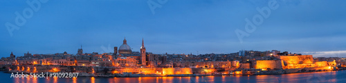 Fototapeta Naklejka Na Ścianę i Meble -  Valletta seafront skyline view as seen from Sliema, Malta. Illum