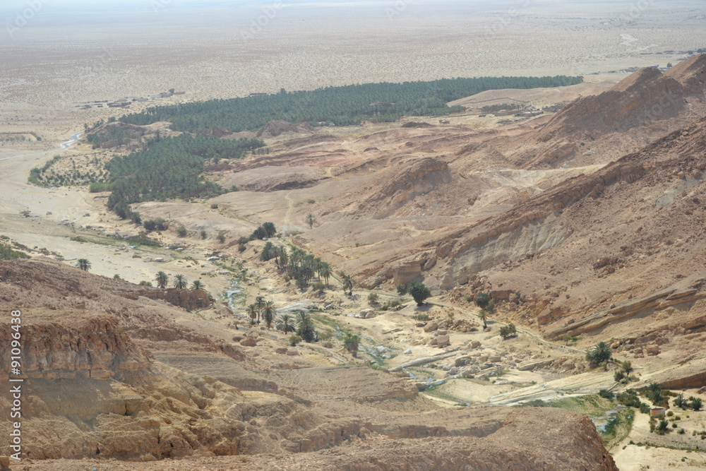 Atlas mountains; Tunisia; Africa; desert; ground; hot; tourist attraction;