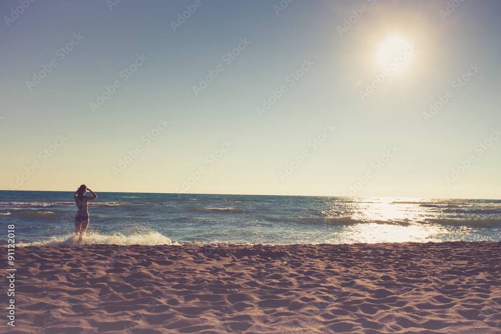 Obraz premium looking at horizon