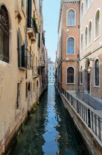 Narrow channel in san Marco, Venice, Italy © tixxio