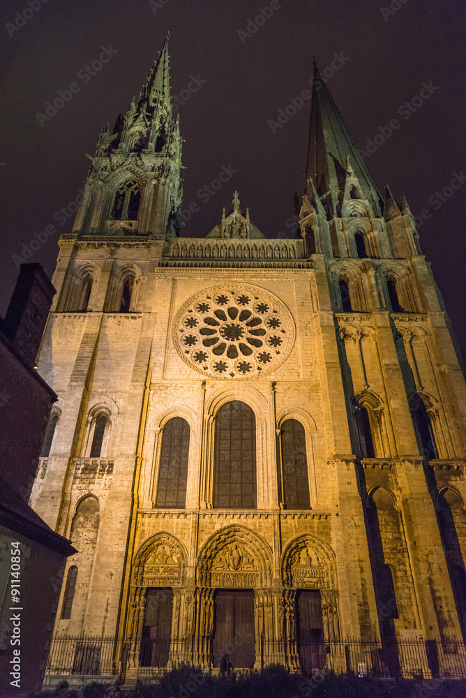 フランス　世界遺産　シャルトル大聖堂
