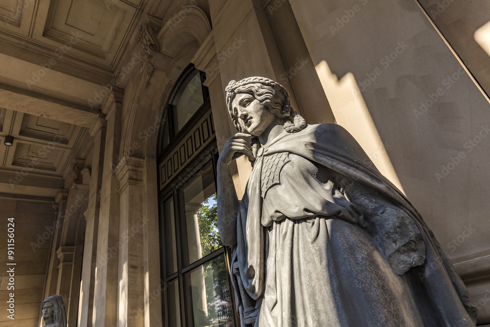 statue at frankfurt stock exchange with the female greek godness