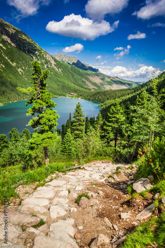 Fototapeta Naklejka Na Ścianę i Meble -  Beautiful pond in the mountains at dawn