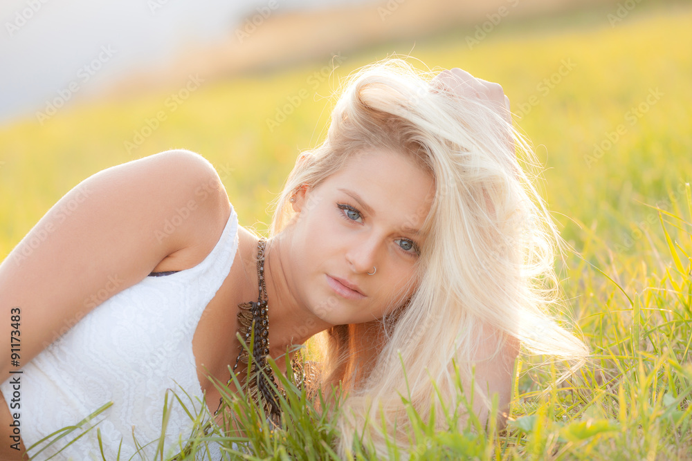 Naklejka premium sguardo