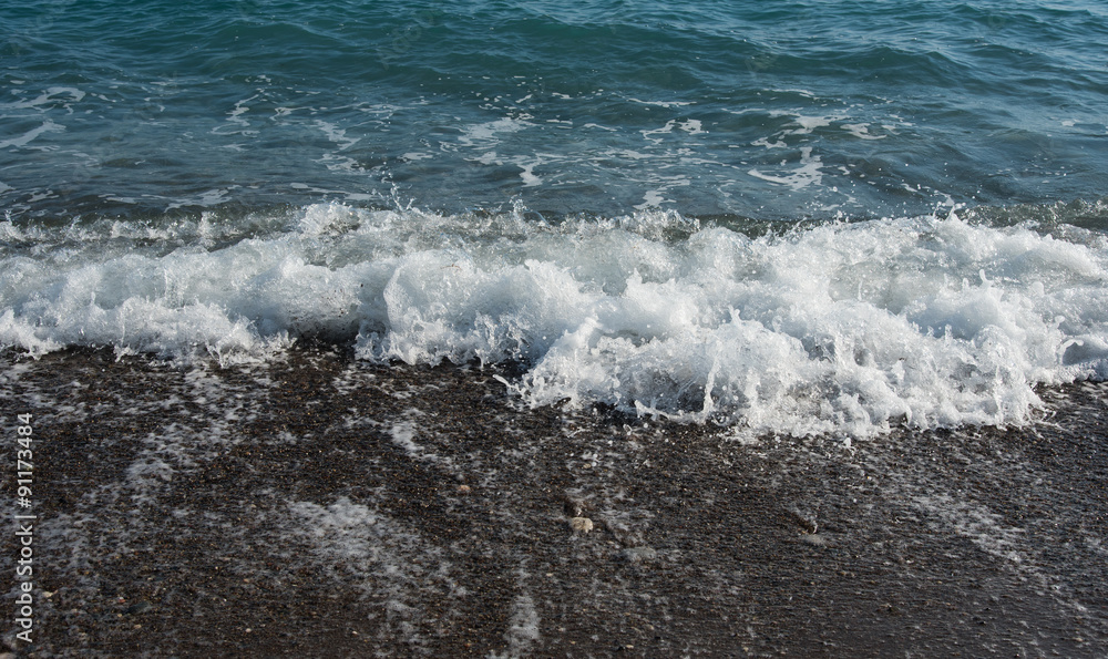 Fototapeta premium Seashore with sea waves