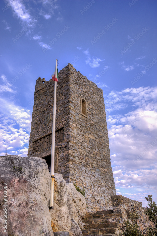 Antica torre di avvistamento a Capo San Donato, Finale Ligure - SV, diventata il Mausoleo del Maresciallo d'Italia Enrico Caviglia (1862-1945).
