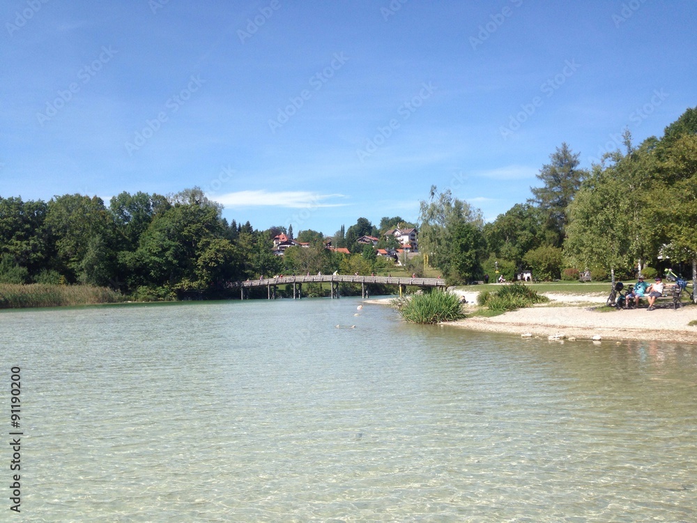 Radfahrer am See