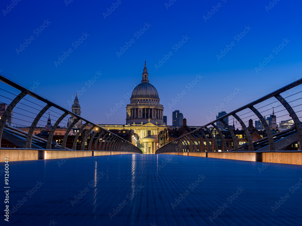 Early morning in London, with a quiet St Paul's cathedral