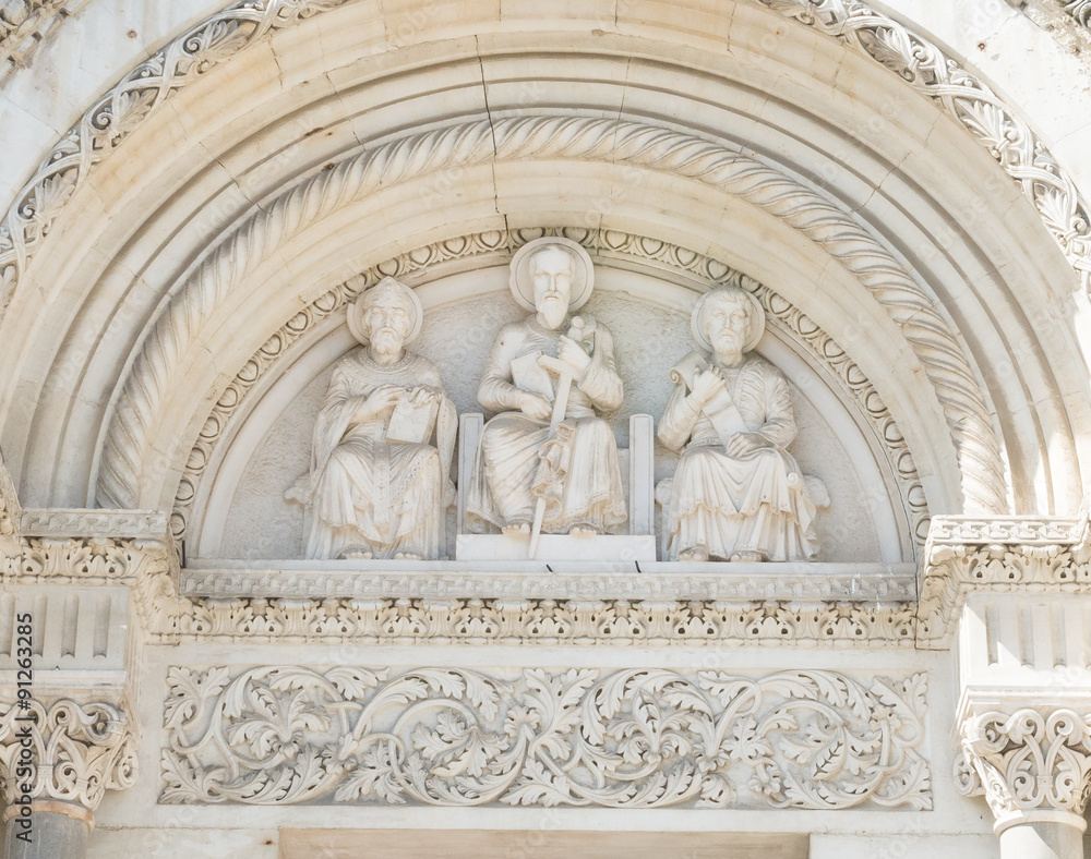 Cathédrale de Nîmes