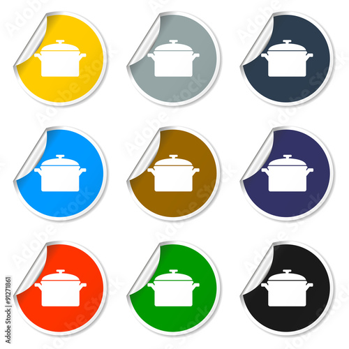 Saucepan icon. Vector illustration.