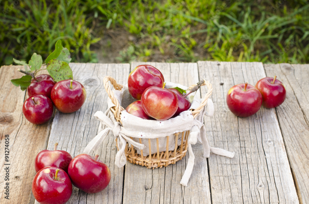 Apples on a wooden table Apples on a wooden table