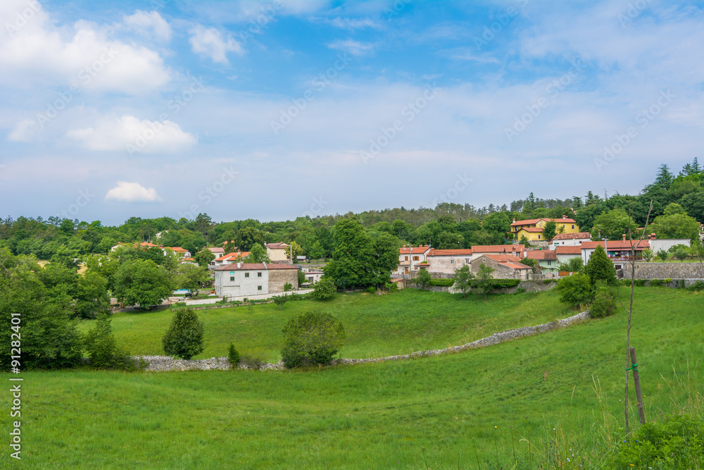 Mediterrane Siedlung in Slowenien/Divaca