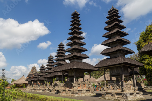 Wallpaper Mural Pura Taman Ayun Torontodigital.ca