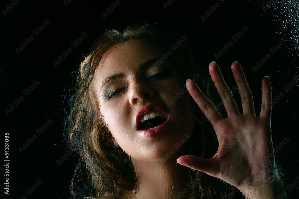 Сұлулықтан келген шарларда Кеудемді фотолары бар порно жұлдыздар